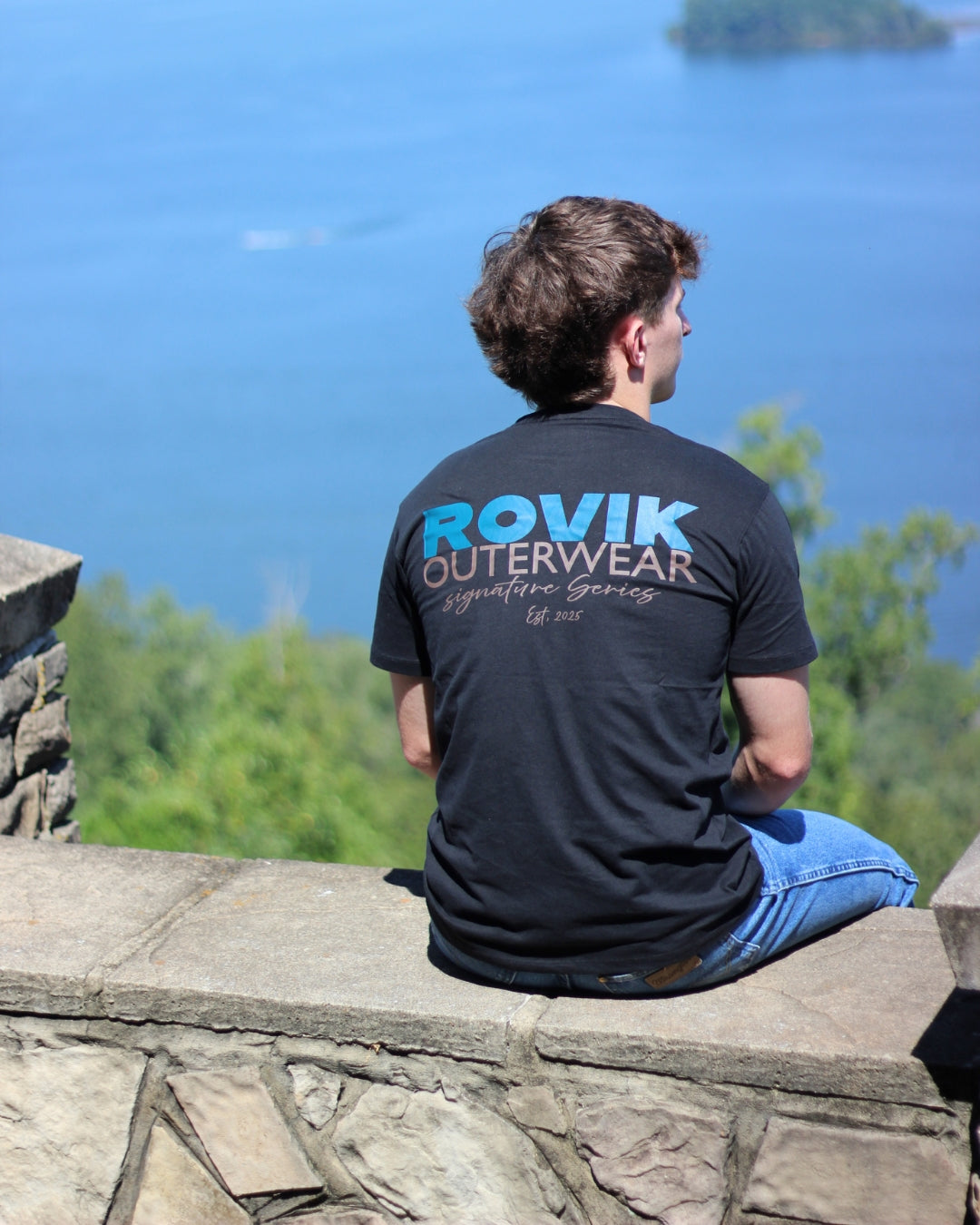 Rovik Black T-Shirt